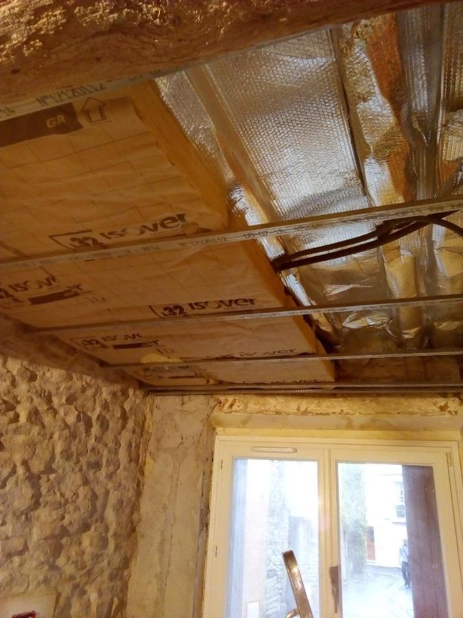 Le Petit Studio - 15 M2 - Centre Ville - Sorgue A 50 M Л'Иль-сюр-ла-Сорг Экстерьер фото