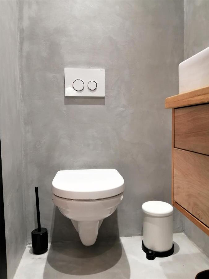 Le Petit Studio - 15 M2 - Centre Ville - Sorgue A 50 M Л'Иль-сюр-ла-Сорг Экстерьер фото